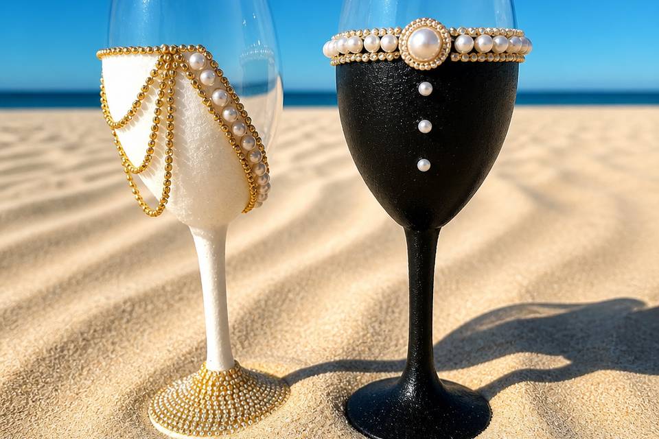 Mr. & Mrs. Gold & Pearls