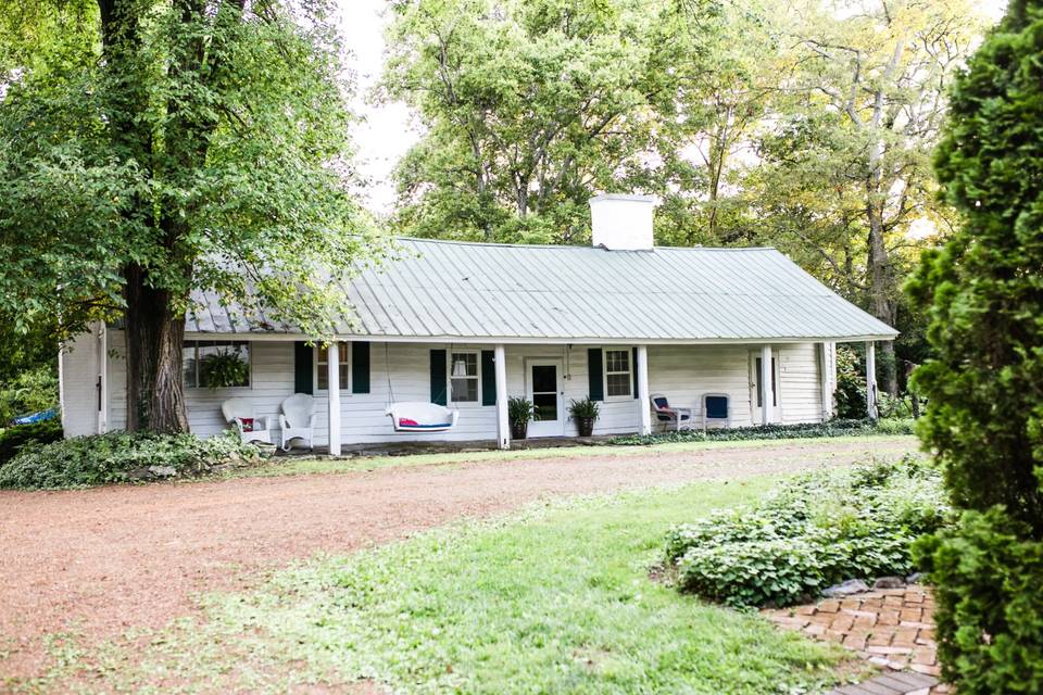 Historic cabin, circa 1800