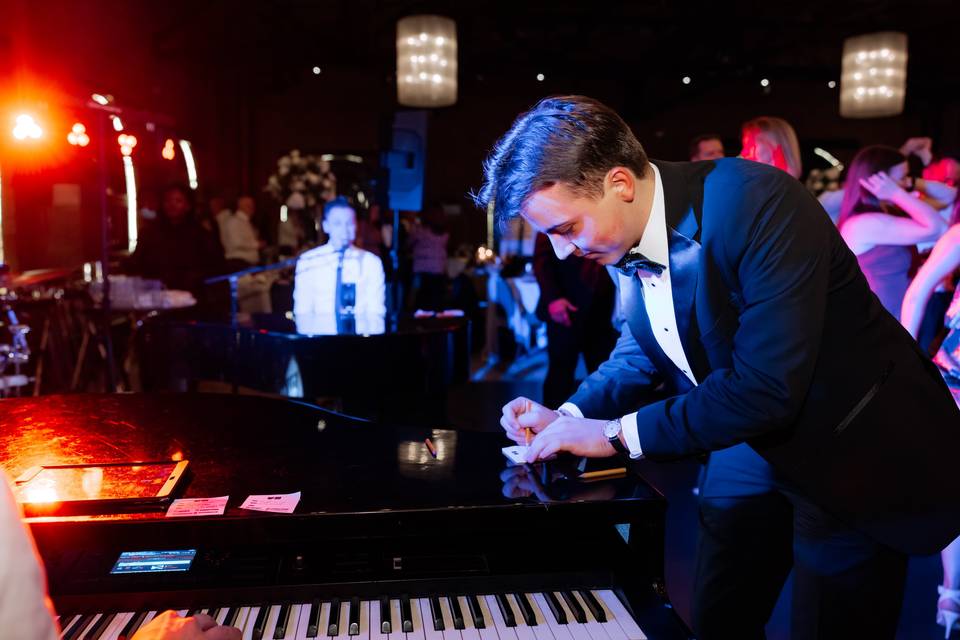 Cleveland Keys Dueling Pianos