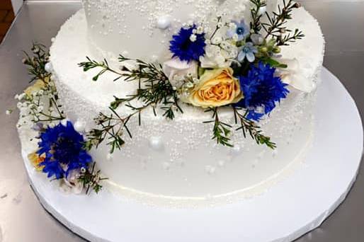 Textured tier cake with flowers