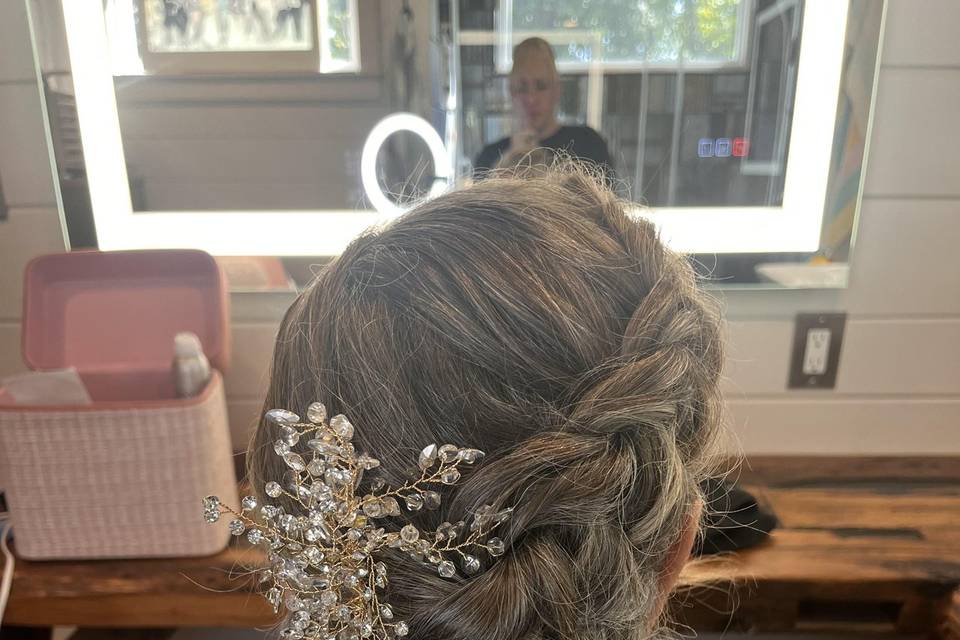 Large wedding Party