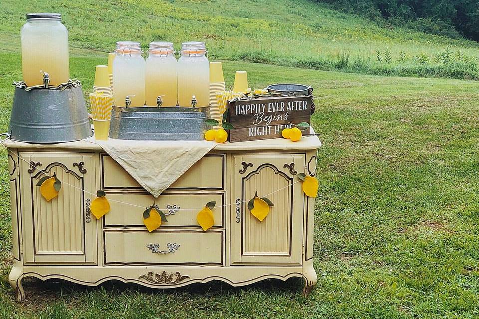 Lemonade stand