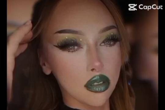 Diamond Redd Artistry
