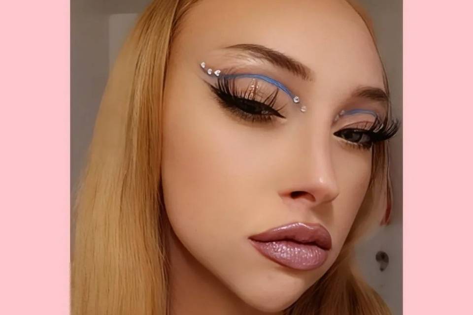 Diamond Redd Artistry