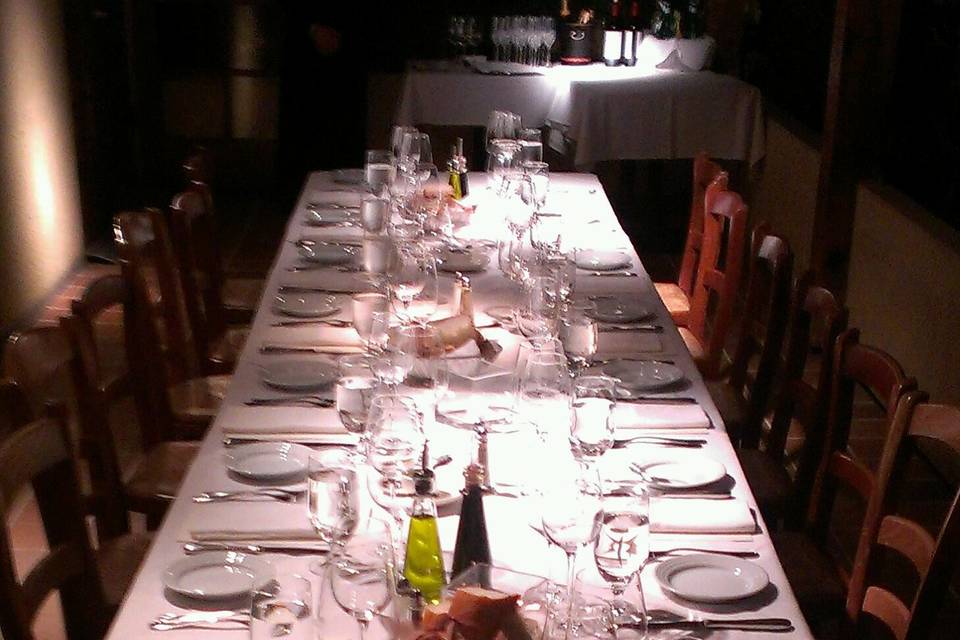 Llong table set up