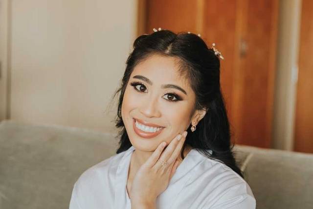 Glowing Bride!