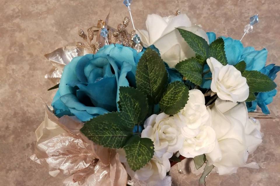 Lovely Winter Bouquet for that special Winter Wedding.