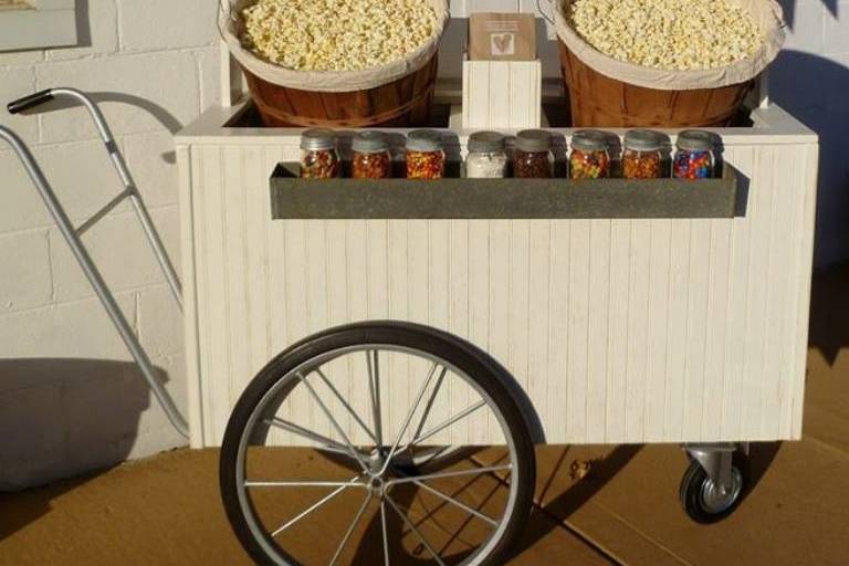 Popcorn cart