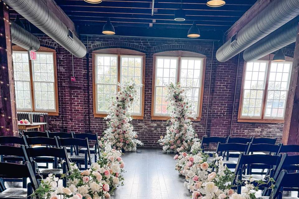Tinker House Ceremony Set up