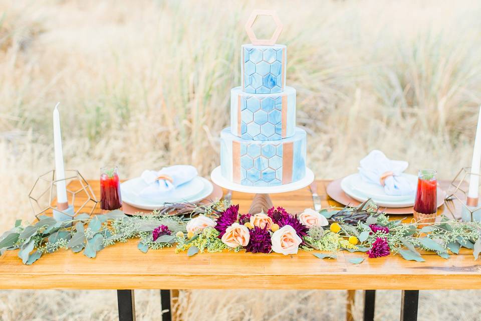 Wedding cake table | PC: Claire Johnson Photography