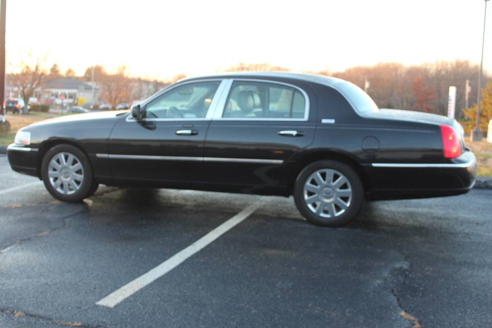 TownCar Travel, a Division of A & A Limousine Inc.