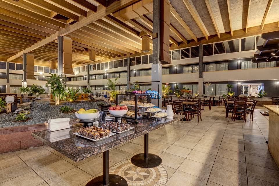 Riverside Hotel And Conference Center