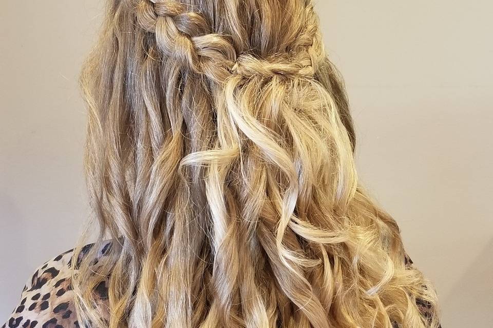 Half updo