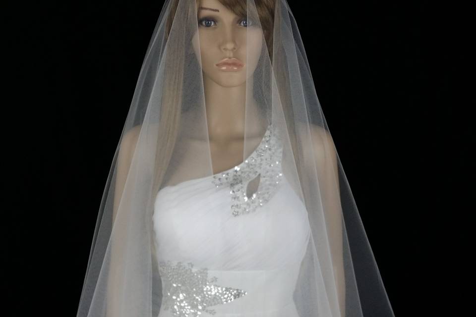 ANAIS - Effortlessly chic double layered tulle veil with raw edging