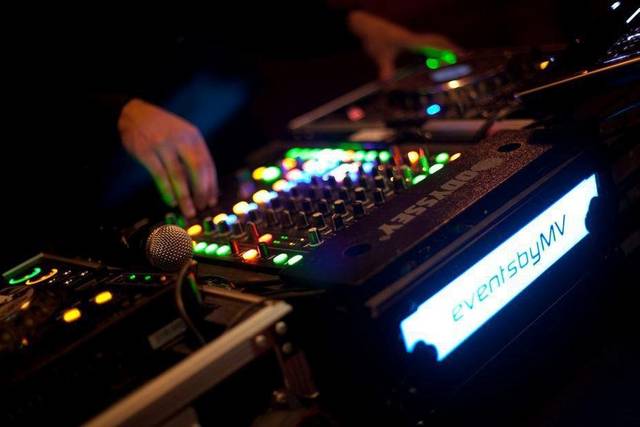 DJ station