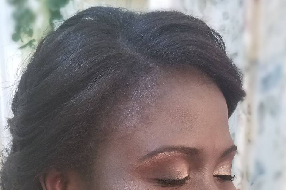 Makeup and hair details