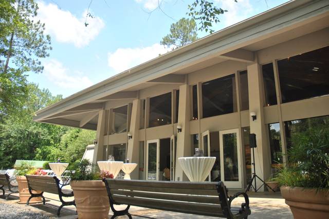 Cocktail hour venue
