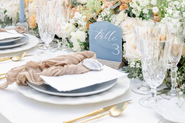 Table setting