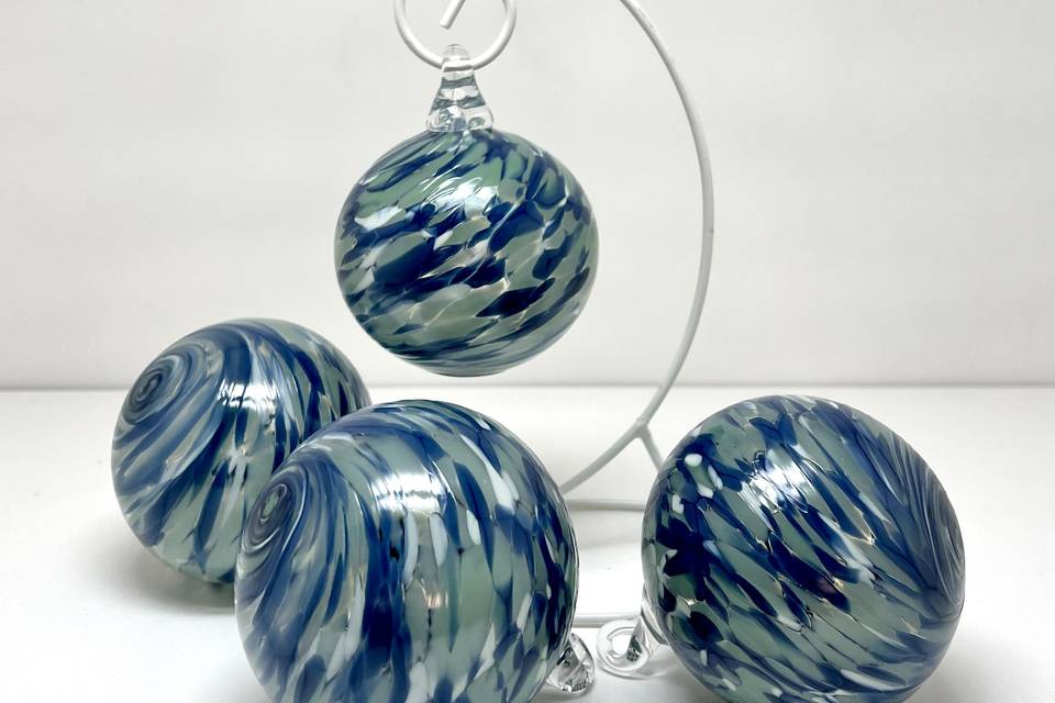 A collection of Unity Ornament
