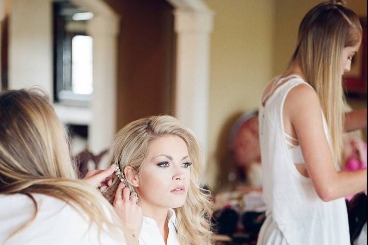 Bride getting her hair done