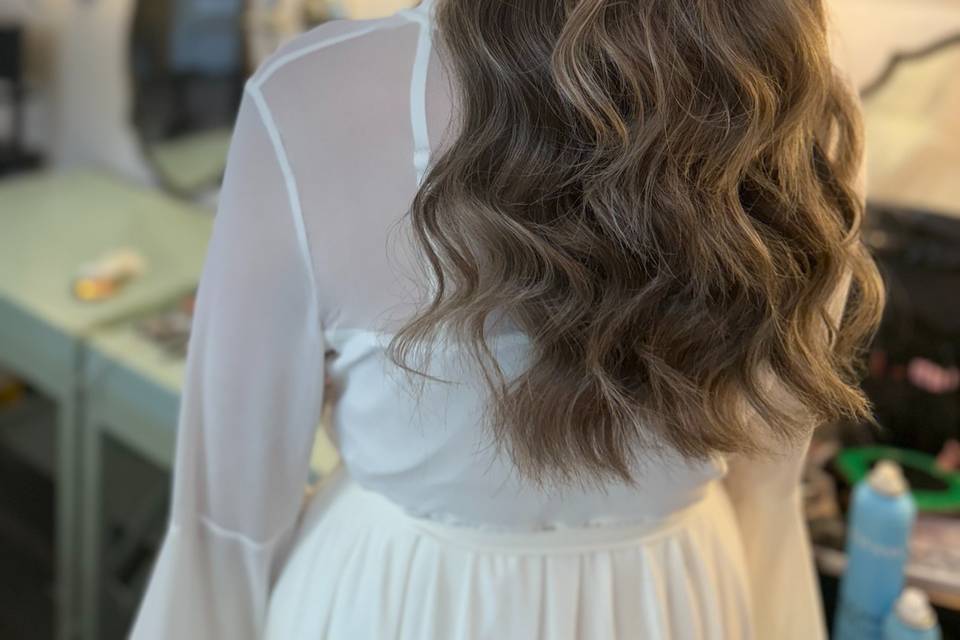 Https://themakeupteam.us
