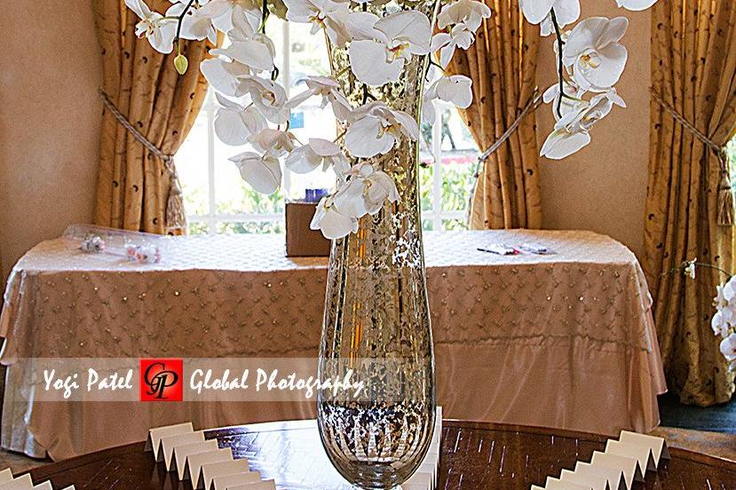 Table cards and floral centerpiece