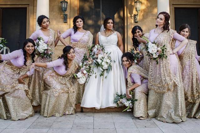 The gorgeous wedding party