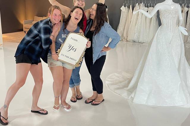 White Magnolia Bridal