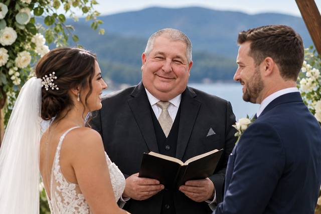 Beautiful Lakeside Service