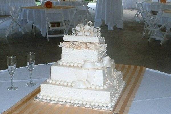 Cakes by Shirley