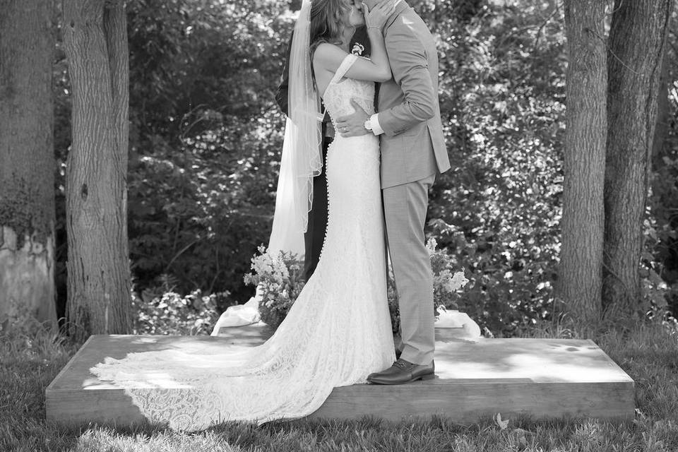 Wedding ceremony in the woods