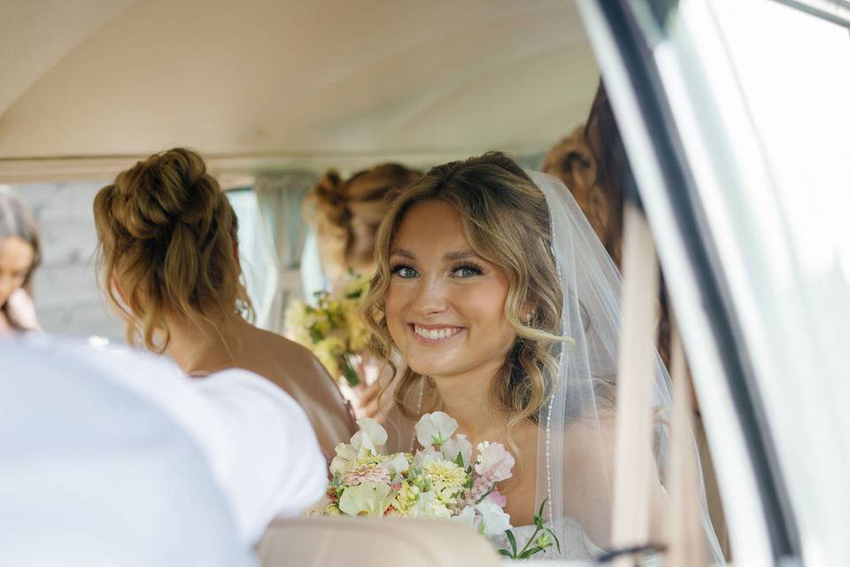 VW bus bride delivery