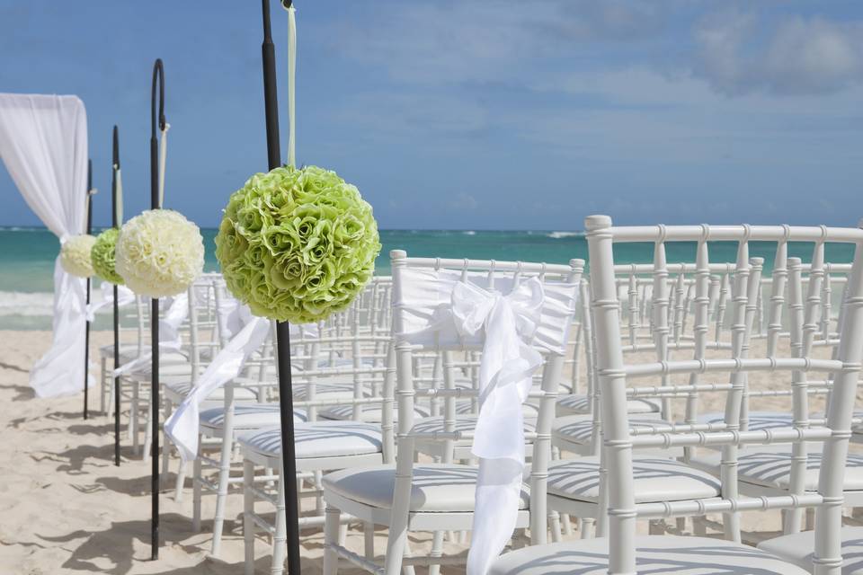Santorini Weddings at the Hilton Bentley