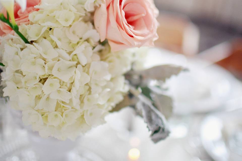 White and pink arrangement