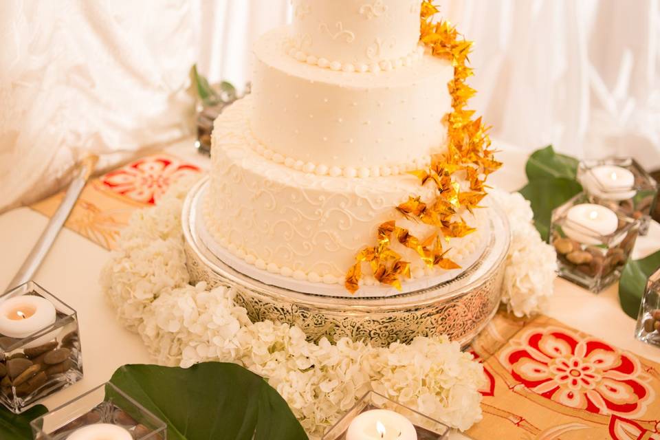 Wedding Cake with Flowers