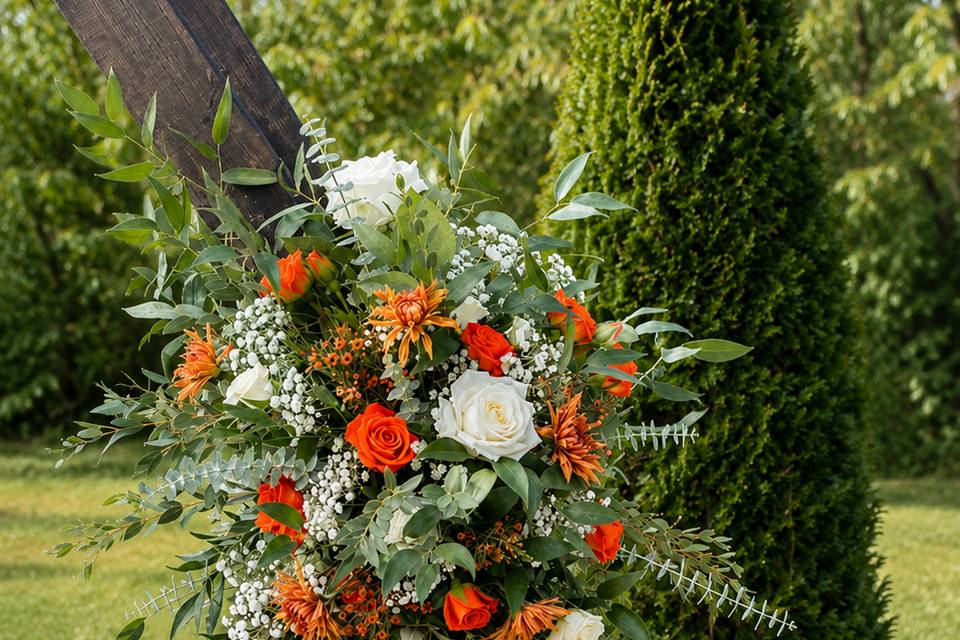 Rustic fall themed florals