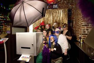 Everyday Elegance - Modern Open Air Photo Booth