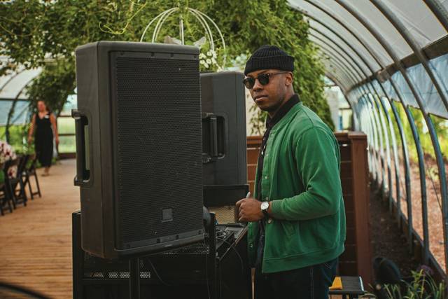 R&B DJ