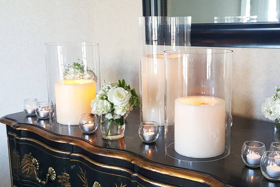 White flowers centerpiece