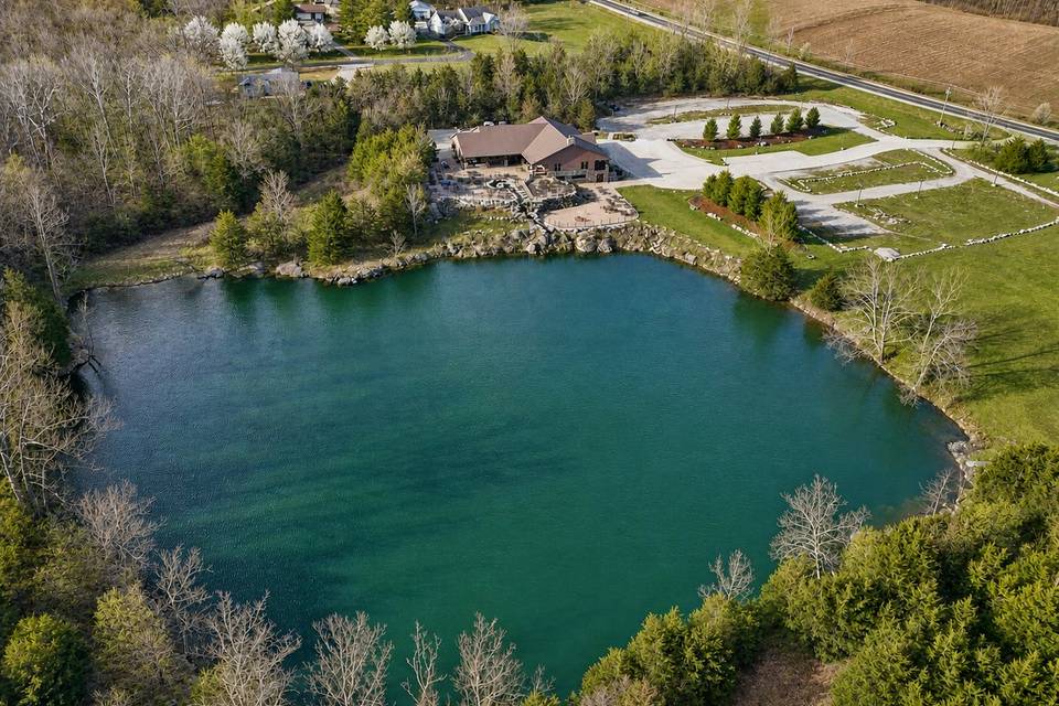 quarry_aerial_wide_2400px.png