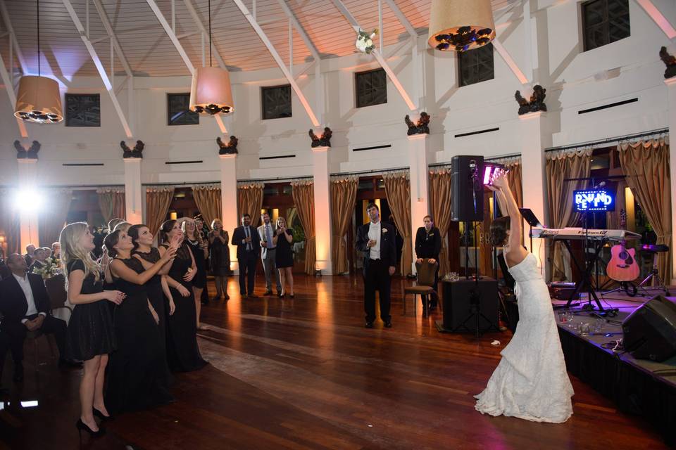 Bouquet toss