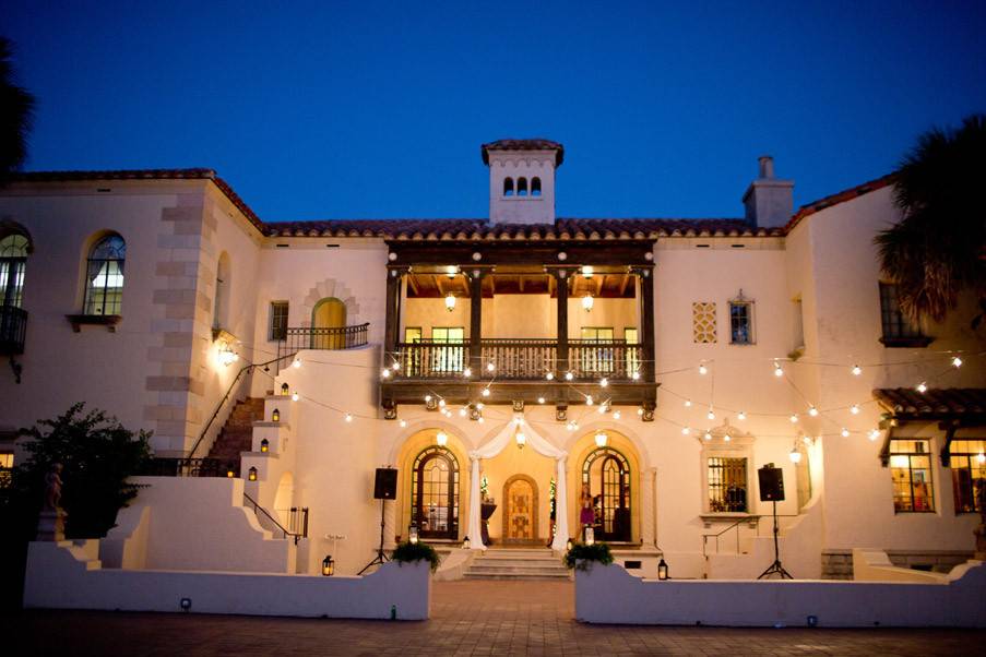 Sarasota, Florida at the Powell Crosley Estate - Rewind performed for the wedding reception at this venue on Dec 26, 2015. The band also provided New Orleans style brass band music to bring a unique flare to the event. More photos to come!