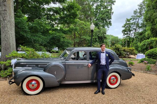 Groom by the LaSalle