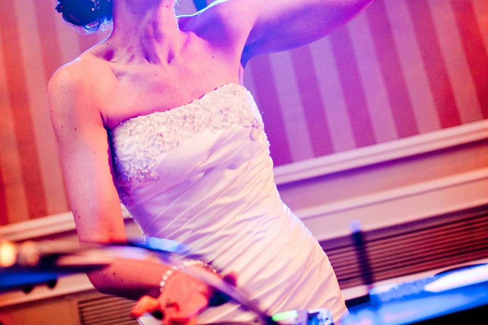 Wedding dj