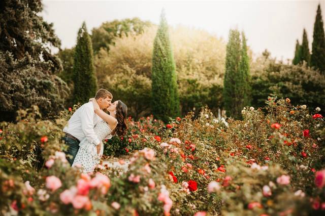 Complete Weddings + Events