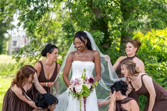Complete Weddings + Events