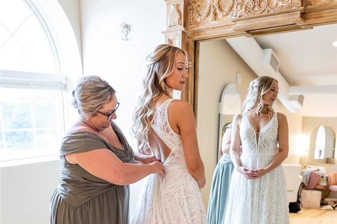 Complete Weddings + Events