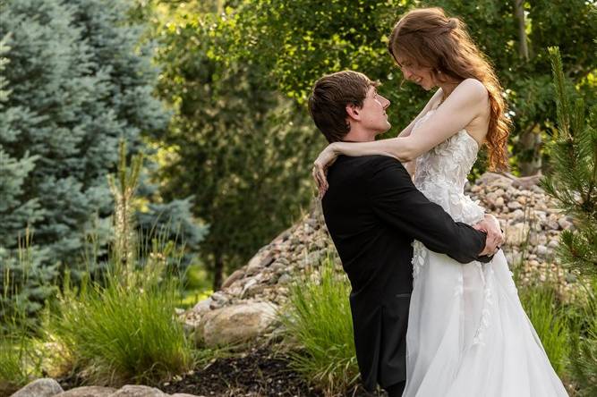 Complete Weddings + Events