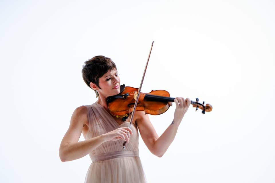 Rebecca Solo Violin