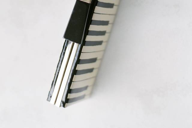 Kate Spade wedding clutch